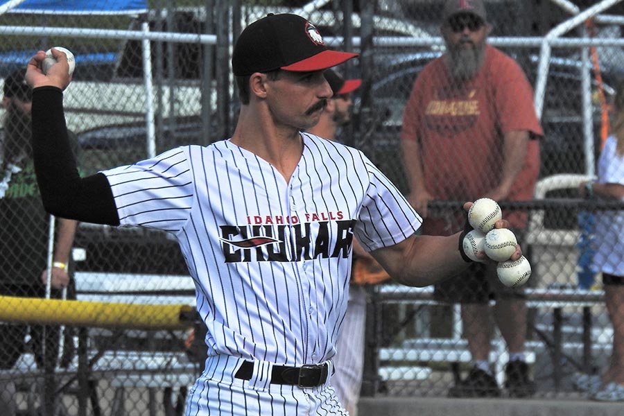 Chukars, Johnny Pappas