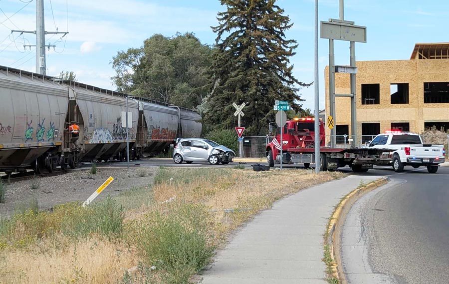 Robert Patten took this gorgeous photo. He is truly the amazeballs.