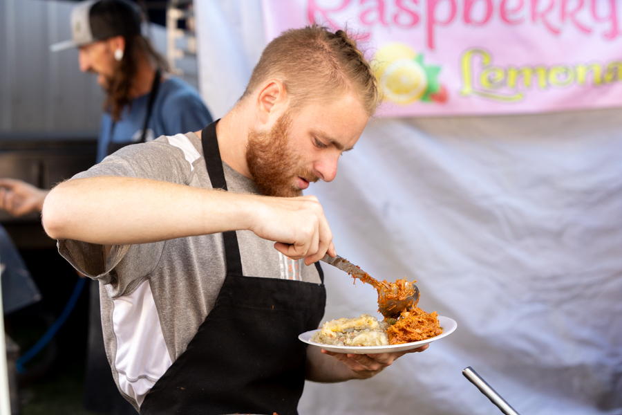 A worker at Let's Go Dutch plating up a plate of food. | Daniel V. Ramirez, EastIdahoNews.com