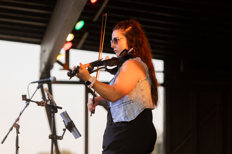 Larissa Wickham performing at the AgWest Credit Union stage. | Daniel V. Ramirez, EastIdahoNews.com