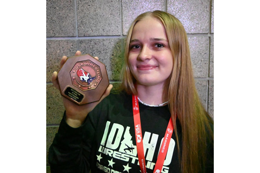 Skyline wrestle, Molly Olague