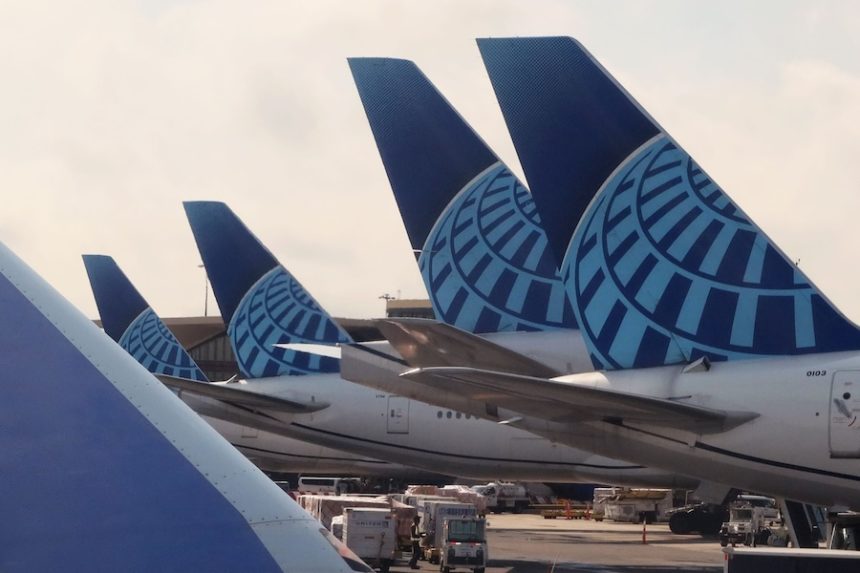 cnn L19jb21wb25lbnRzL2ltYWdlL2luc3RhbmNlcy9jbWUwbzg1cnUwMDAxM2I2bnhoeXI3czVl L19jb21wb25lbnRzL2FydGljbGUvaW5zdGFuY2VzL2NtZTBuc2gweTAwMXgyNnFqNDA0eGRzbHM