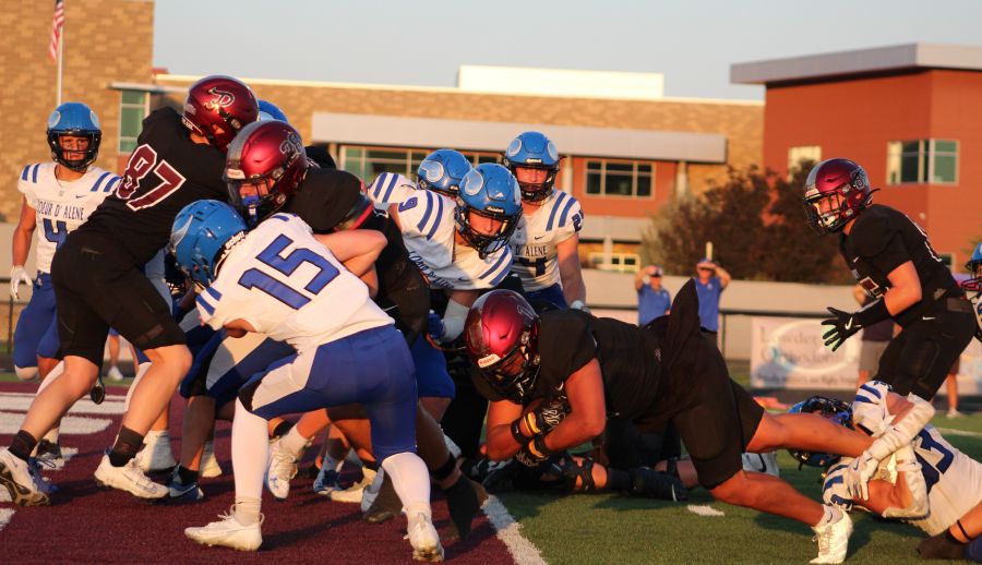 Rigby's Amani Morel powers his way into the end zone during Friday's game. | Allan Steele. EastIdahoSports.