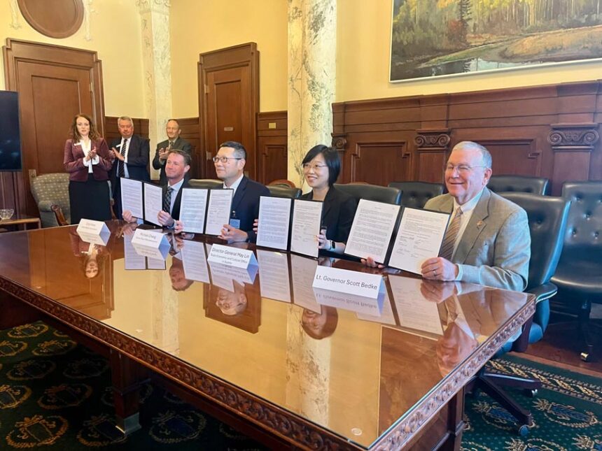 Idaho Lt. Gov. Scott Bedke, right, and officials from Taiwan and the United States sign a $1.2 billion trade agreement for the Taiwan Flour Mills Association to buy U.S. wheat on Wednesday at the Idaho State Capitol in Boise. (Clark Corbin/Idaho Capital Sun)