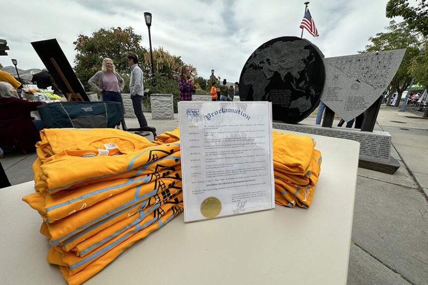 A previous Lasting Legacy Festival, held at the monument.