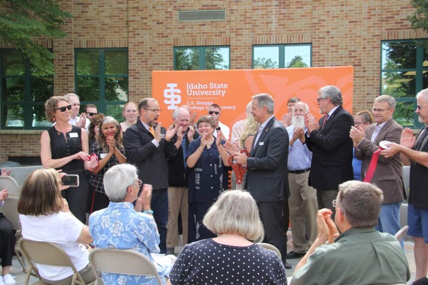 Leonard Hall ribbon cutting