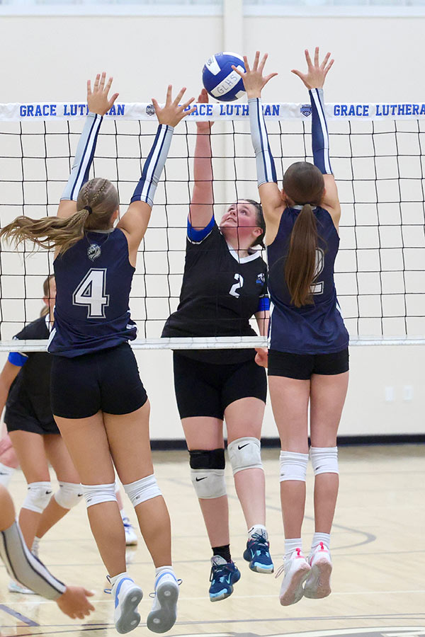 Grace Lutheran volleyball Aria Stoddart