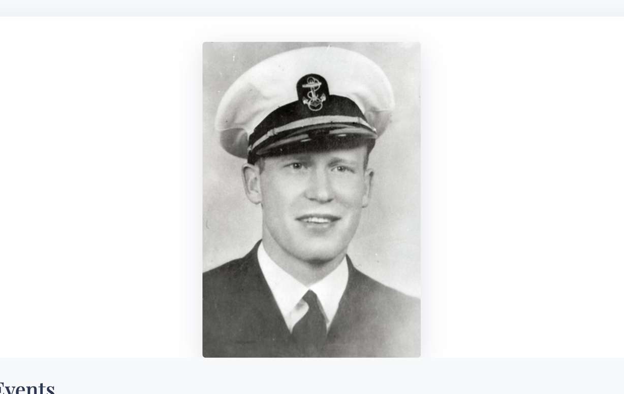 Ensign Howard Holding (Photo: Larkin Mortuary)