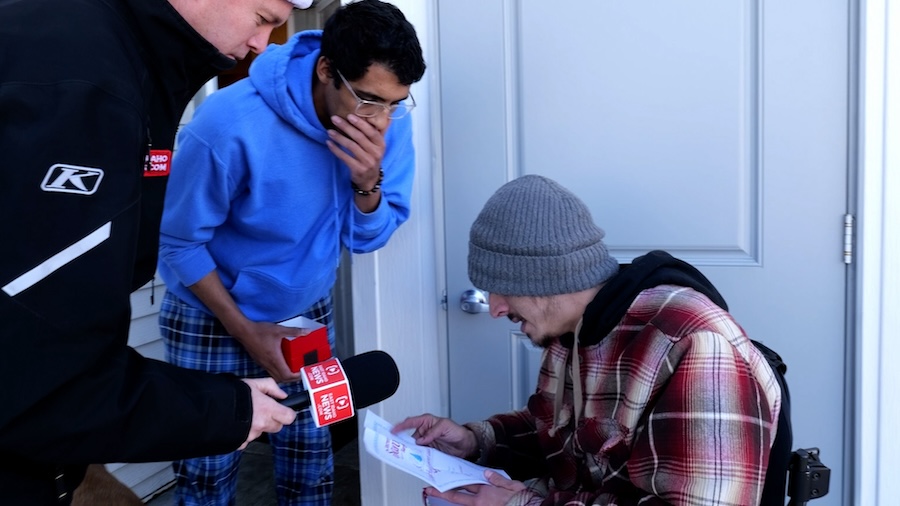 ‘He’s the legs, I’m the eyes’: Brothers who depend on each other get unexpected surprise from a Secret Santa