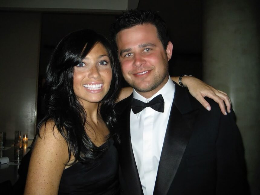 cnn L19jb21wb25lbnRzL2ltYWdlL2luc3RhbmNlcy9jbWdwdWNudTIwMDAyM2I2bnFoZHUxbDBw L19jb21wb25lbnRzL2FydGljbGUvaW5zdGFuY2VzL2NtZ3BzNzE0eTAwMncyN3FtOTRqaDM0aWs