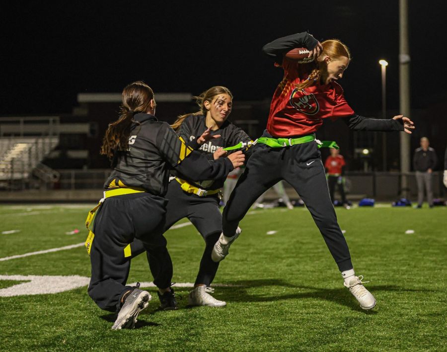 Thunder Ridge's Addisyn Briggs tries to avoid Rigby defenders Breleigh Youngstrom and Carmen Taylor. | Courtesy Heidi Freeman.