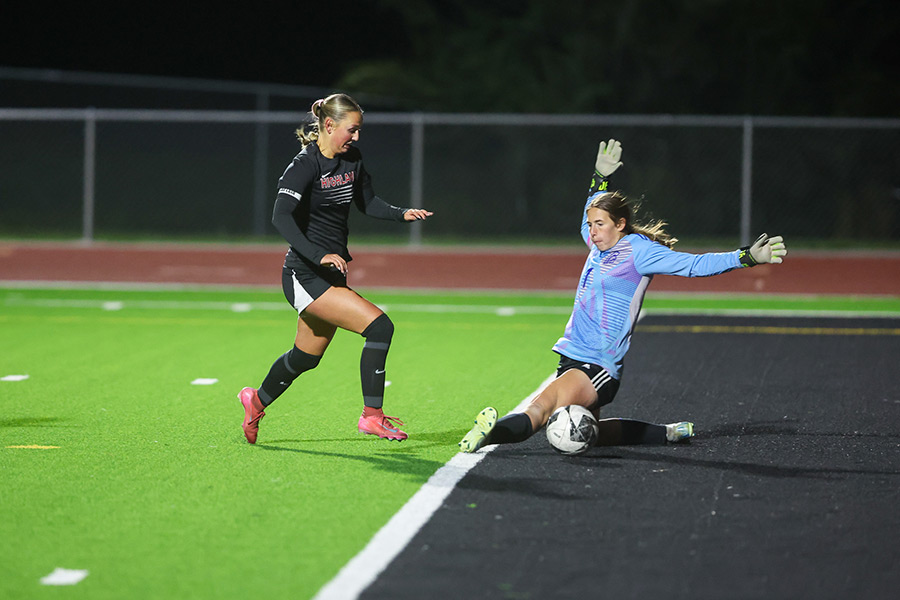 Highland girls soccer Devree Bell