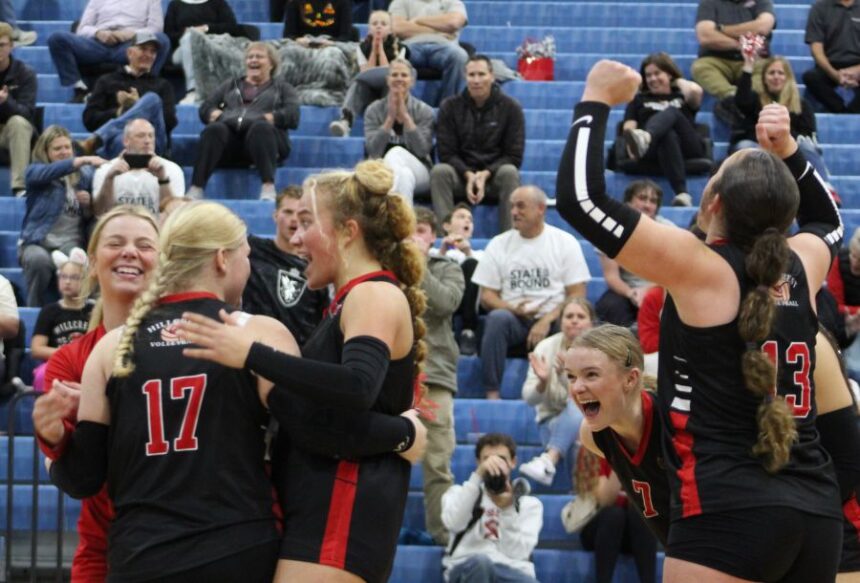 Hillcrest players celebrate a point during Friday's match against Middleton. | Allan Steele, EastIdahoSports.com.
