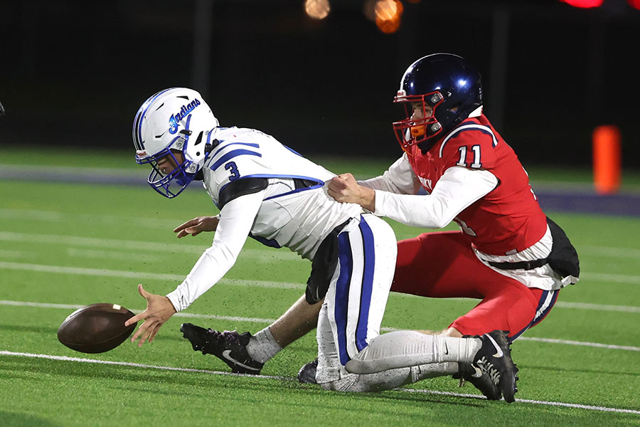 Pocatello football Hunter Cordell sacks Preston football quarterback Conner Thomson