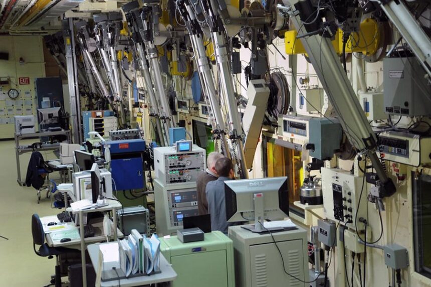 Researchers work in the Idaho National Laboratory’s Hot Fuel Examination Facility. | Courtesy Idaho National Laboratory