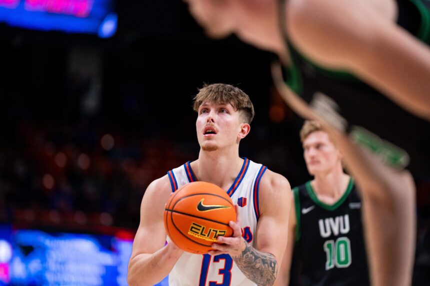 Boise State basketball’s Andrew Meadow debuted his newest look against Utah Valley this past weekend. Kenna Harbison Boise State Athletics