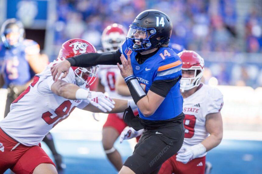 Fresno State defensive lineman Michael Jordan Jr. puts pressure on Boise State quarterback Max Cutforth's pass during the fourth quarter earlier this month. Kyle Green For The Idaho Statesman