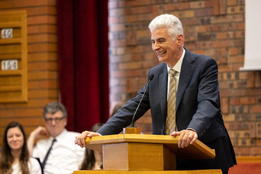 Gérald Caussé at lectern