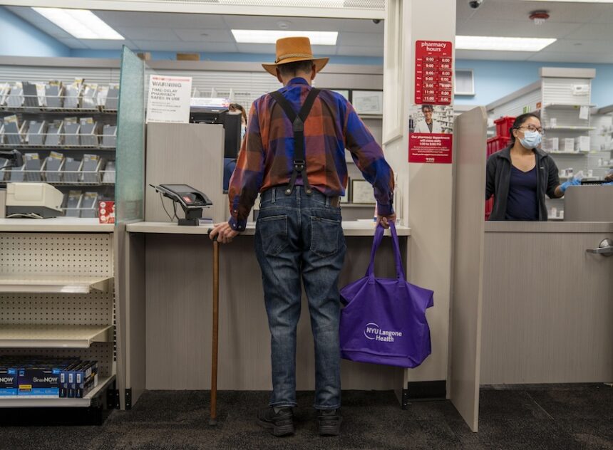 cnn L19jb21wb25lbnRzL2ltYWdlL2luc3RhbmNlcy9jbWk3dzB3dzkwMDB0MzU2bjMwenU4ZTZq L19jb21wb25lbnRzL2FydGljbGUvaW5zdGFuY2VzL2NtaTd2dnNuajAwMHkyN251ZWxwbWQyb2o