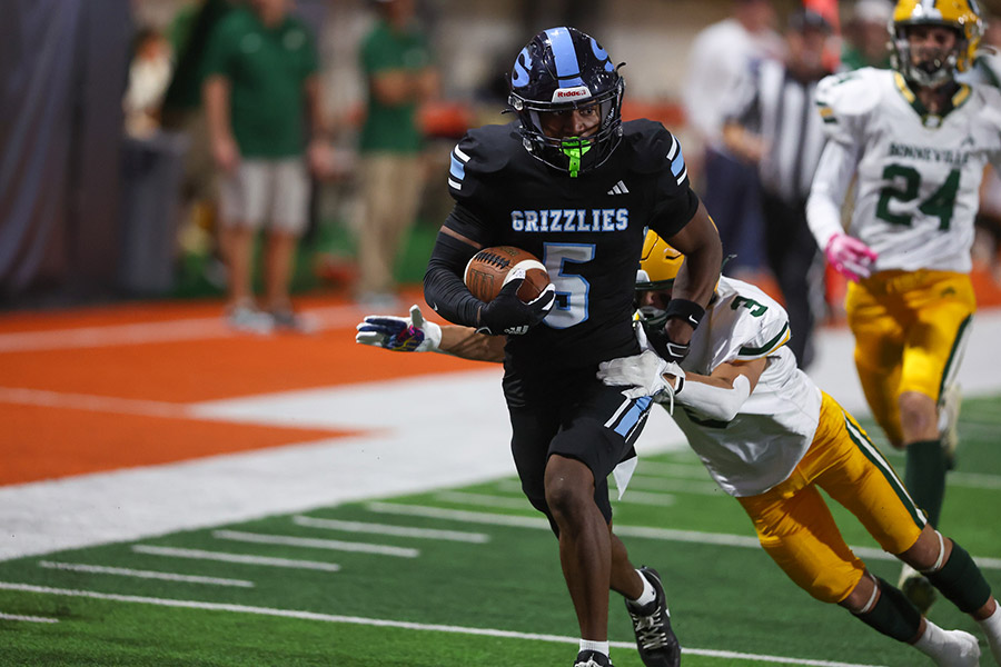 Skyline football Zyan Crockett