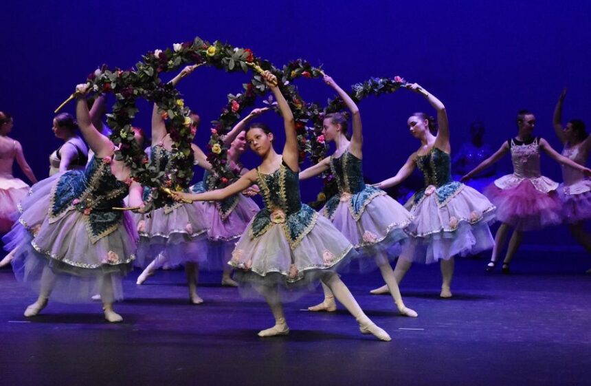 Nutcracker ballerinas