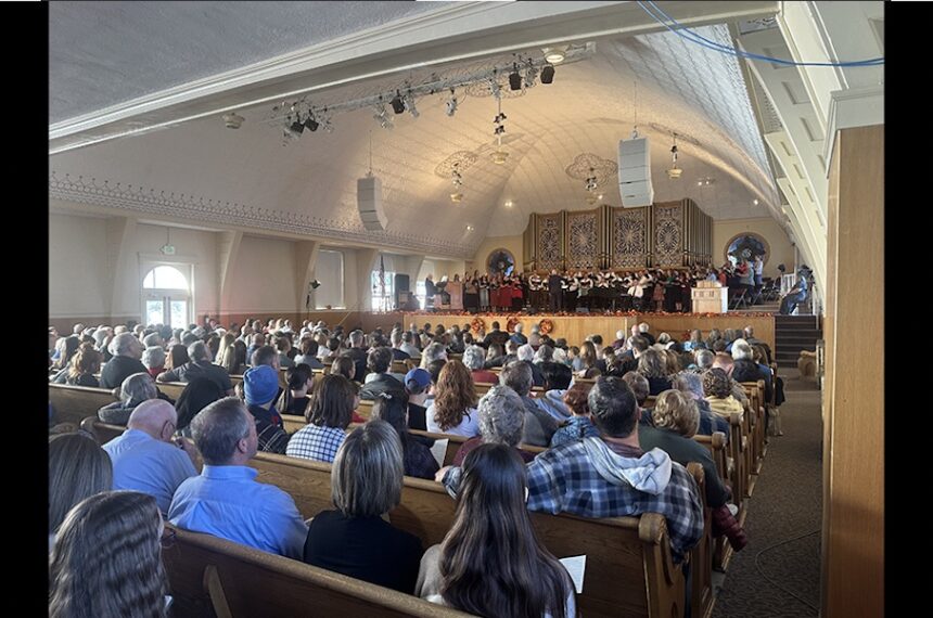 Crowd gathered at Rexburg Tabernacle Thursday morning for annual Thanksgiving concert | Erik Nielsen, EastIdahoNews.com