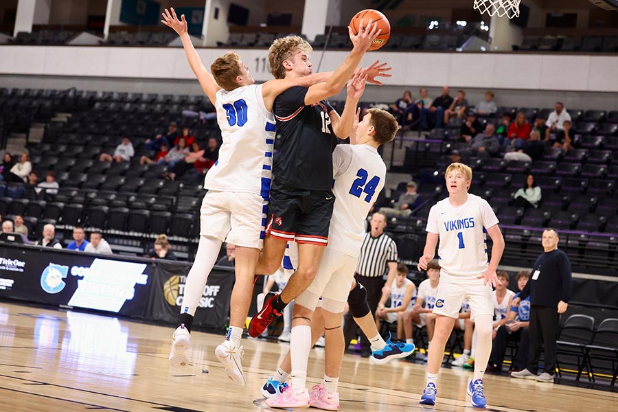 Hillcrest Tyson Sweetwood