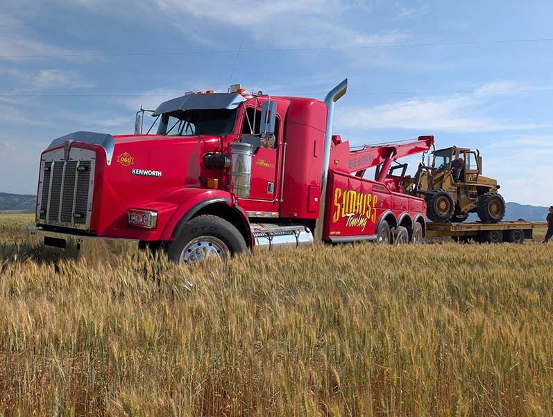 Sunkiss Towing truck | Courtesy Pickering Family