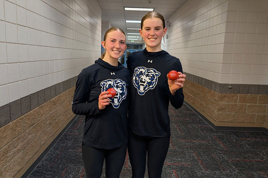 Bear Lake Kortlyn Skinner (left) and Halle Wells