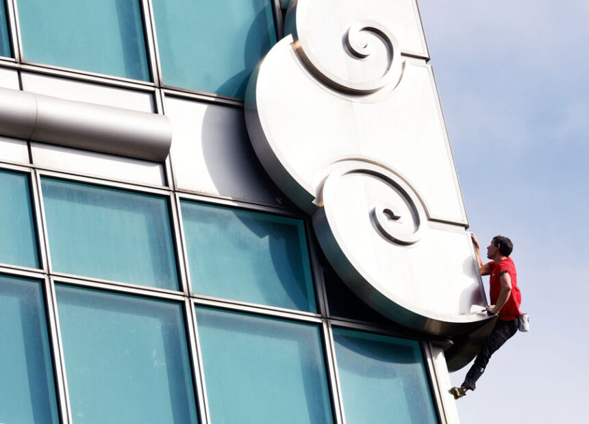 Alex Honnold climbing the Taipei 101 skyscraper on January 25 in Taipei, Taiwan.
