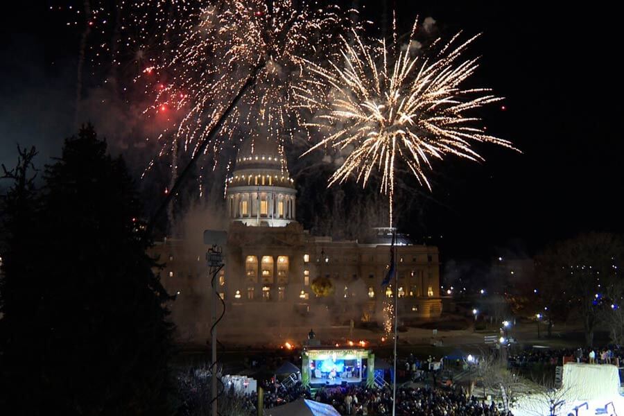 WATCH: Thousands ring in new year with potato drop, fireworks show and rail jam competition at Idaho Capitol