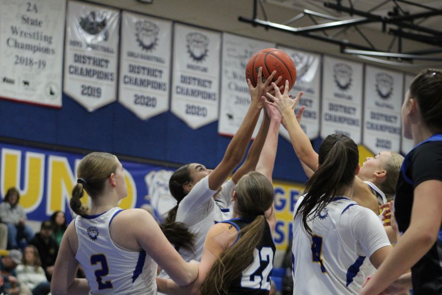 Firth and Ririe players battle for rebound during Friday's game. | Allan Steele, EastIdahoSports.com.