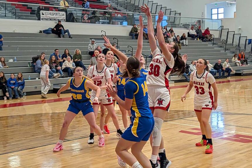 Mackay Danika Seefried