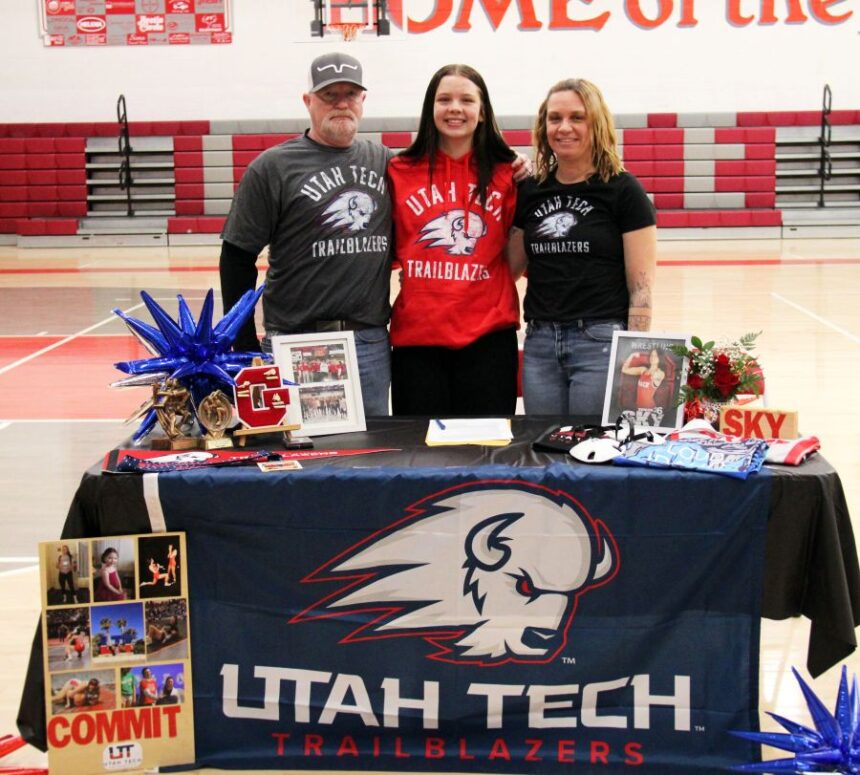 Grace’s Skyla Cloud recently signed to wrestle at Utah Tech University. | Courtesy photo.