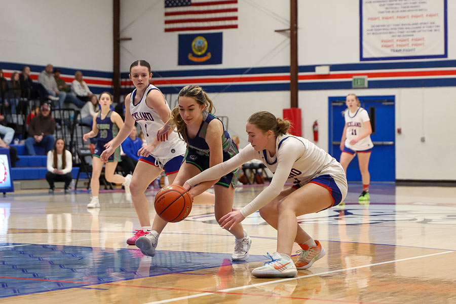 Rockland Harmony Boyer (3) and Watersprings Laila Ricklefs