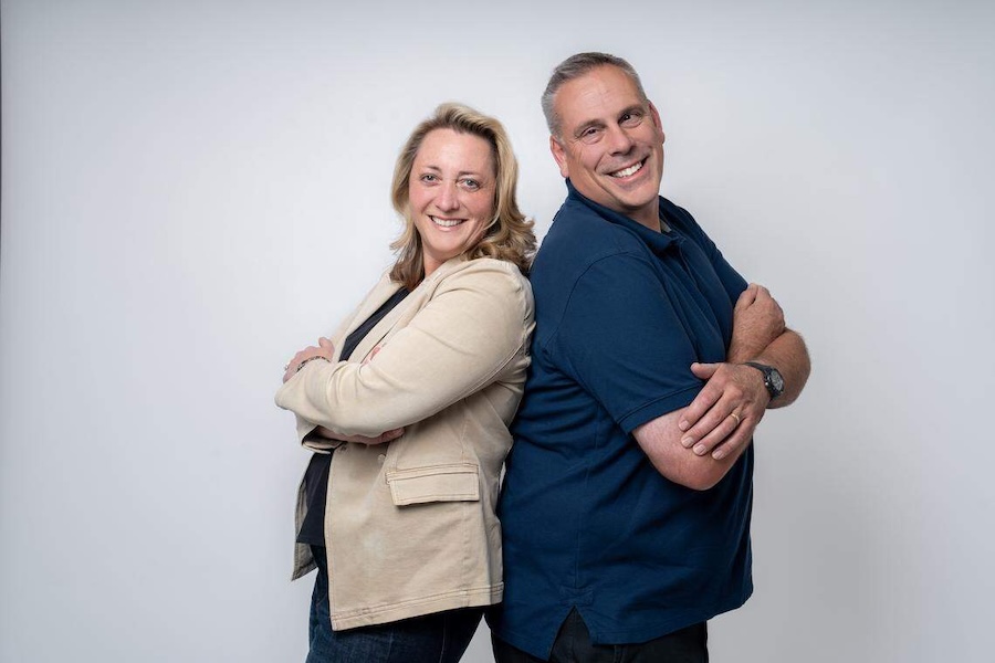 HomeVestors’ 2025 Ugliest House of the Year winners, Paul and Tanice Myers.