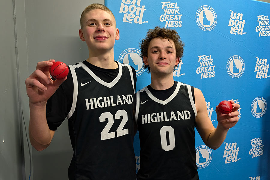 Highland Colton Stucki (left) and Cedric Mitchell