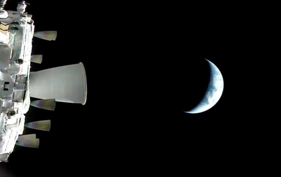 Artemis II’s moonbound toilet is working again to astronauts’ relief after overnight fix