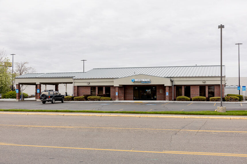 An alleged threat of a bank robbery at the Westmark Credit Union, located at 575 Jensen Grove Drive, promted a massive police response Wednesday morning. | Daniel V. Ramirez, EastIdahoNews.com