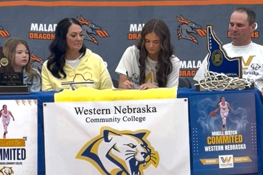Malad Mikell Keetch signs to play basketball at Western Nebraska