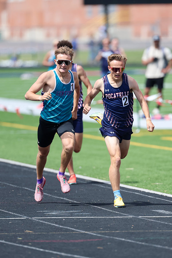 5A District 5 Boys 800 meter Finish