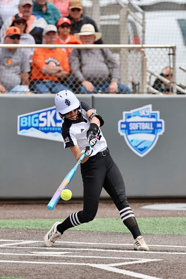 ISU softball Jenna Kearns home run