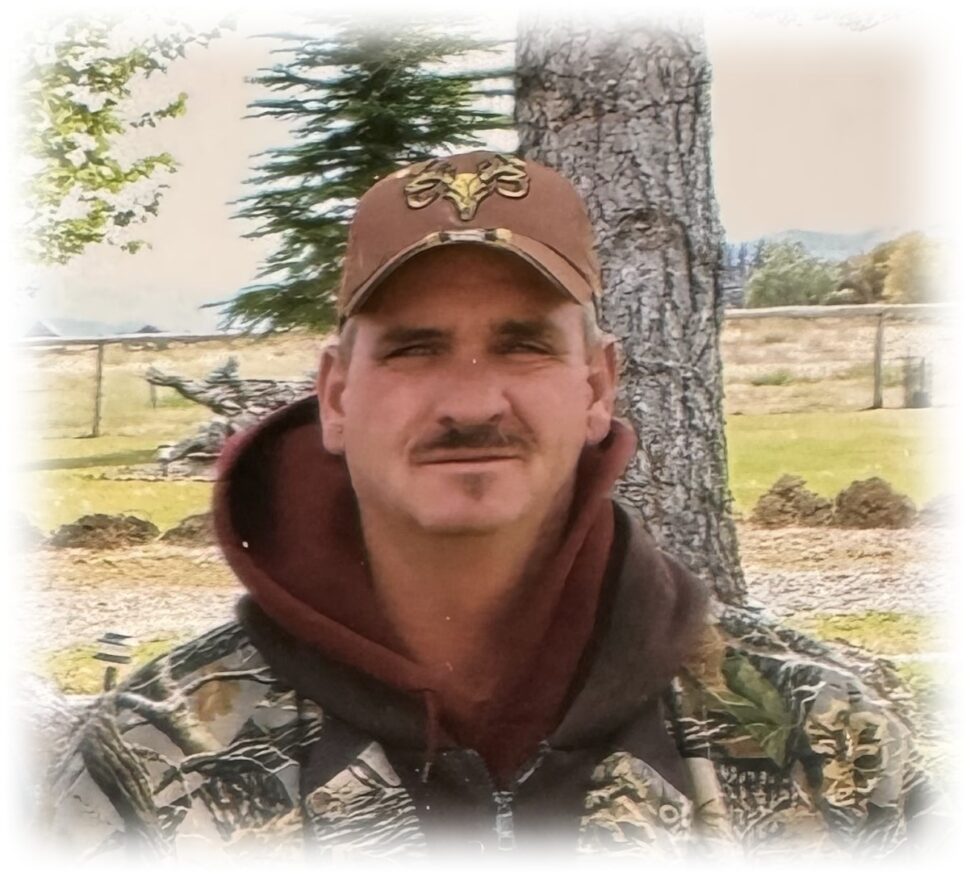 Tracy Holt