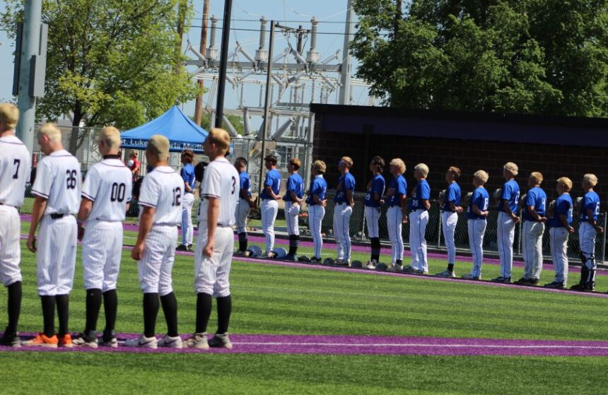 Malad and Orofino players stand for the National Anthem before Friday's game. | Allan Steele, EastIdahoSports.com.