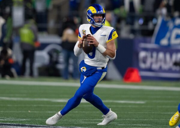 NFL MVP Matthew Stafford agrees to 1-year contract extension with Rams ...