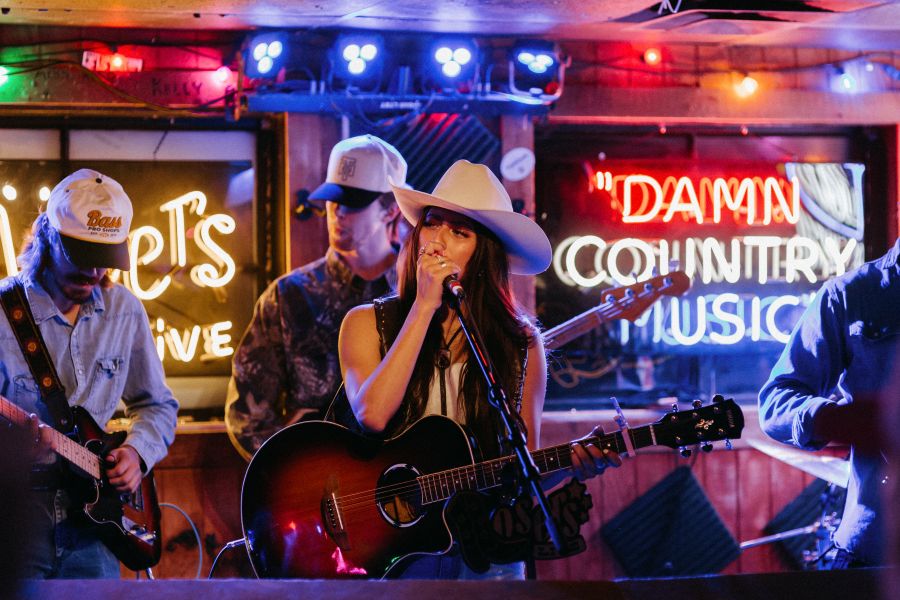 Local singer’s Nashville journey leads to bilingual song release that’s gaining traction