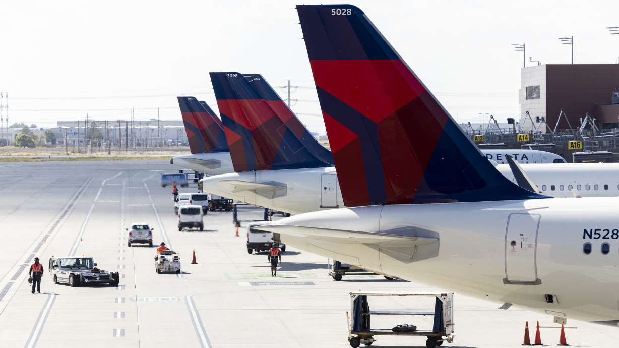 20 passengers sue Delta over ‘2.5 minutes of terror’ from turbulence on flight out of Utah