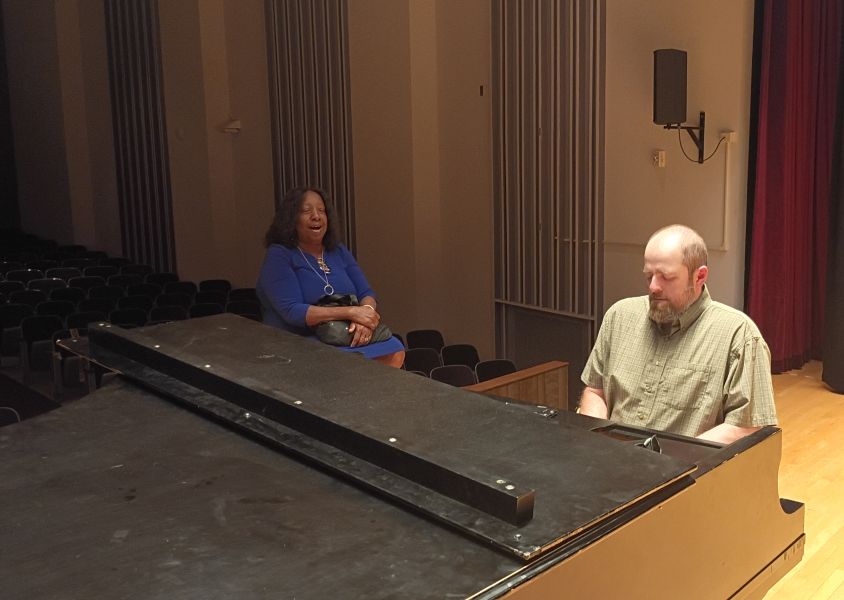 Lenet and Jon singing