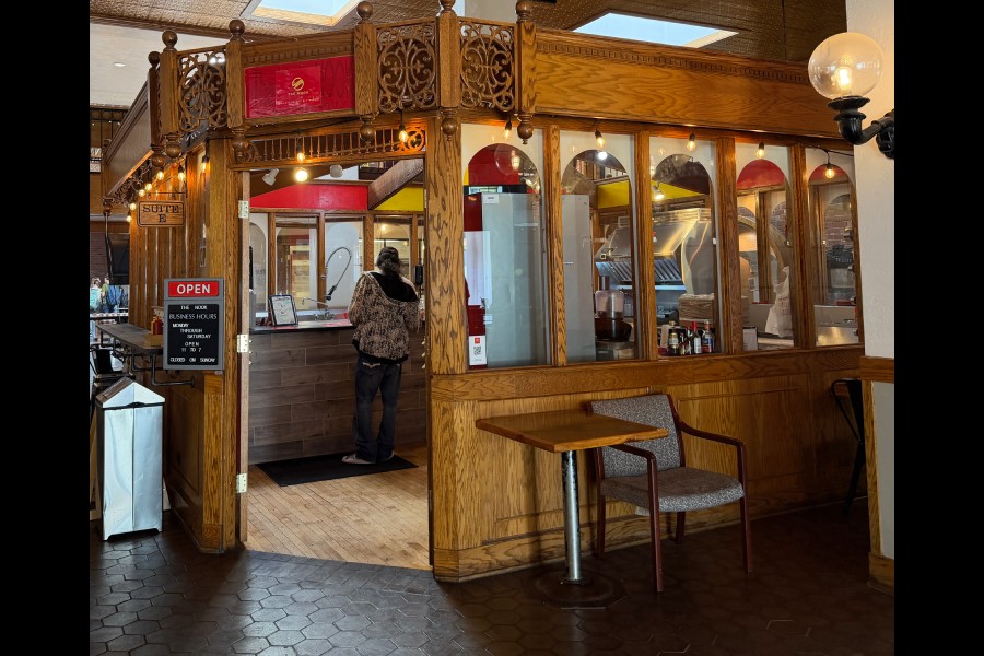 Pocatello’s The Nook is a popping place to be for hefty burgers and savory fried foods