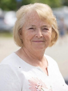 Yvonne Searle